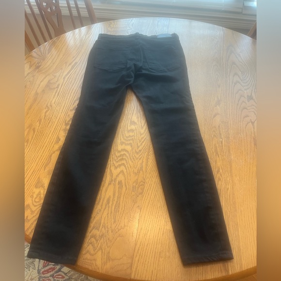 Madwell black 9” rise skinny Jean with 4 front buttons in black - size 27. - Picture 2 of 8